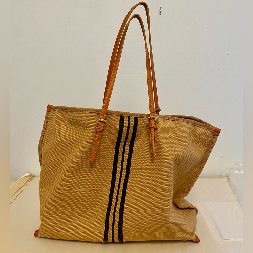 Canvas tote